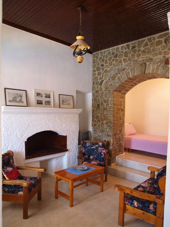 Marina Studios Symi Cameră foto